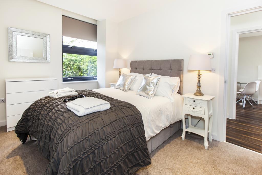 City Stay Apartments - Centro Milton Keynes Buitenkant foto